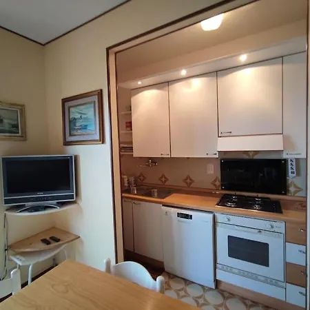 Apartman Conti *
